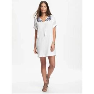 White Old Navy Short Sleeve Cocoon Dress Navy Embroidery Calla Lily Large Tall